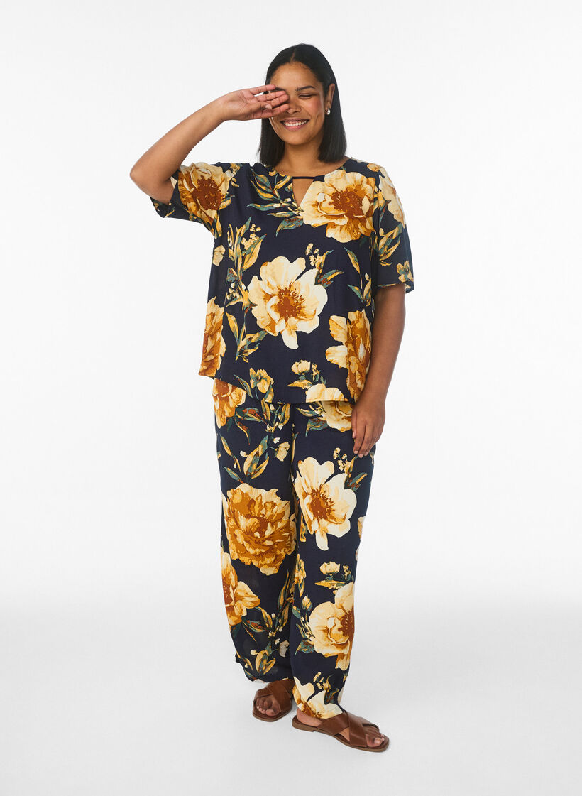 Lyhythihainen viskoosipusero printill&auml;, Sininen, Model image number 1