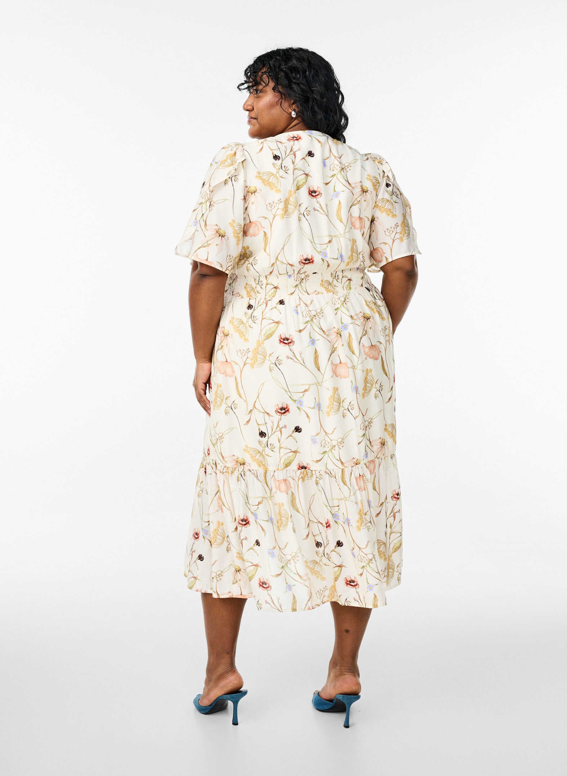 ZizziA-linjainen kukkakuvioinen midi-mekko, Beige, Model image number 2