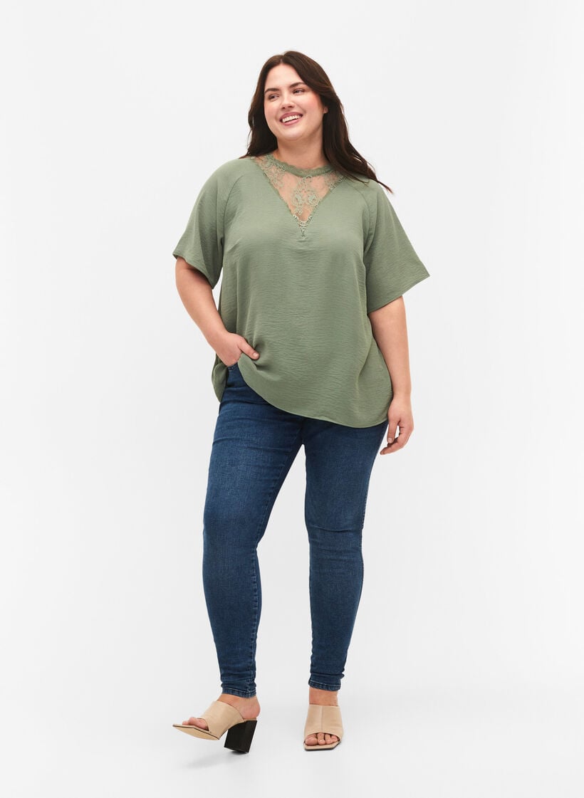 Pusero lyhyillä hihoilla ja pitsillä , Lily Pad, Model image number 2