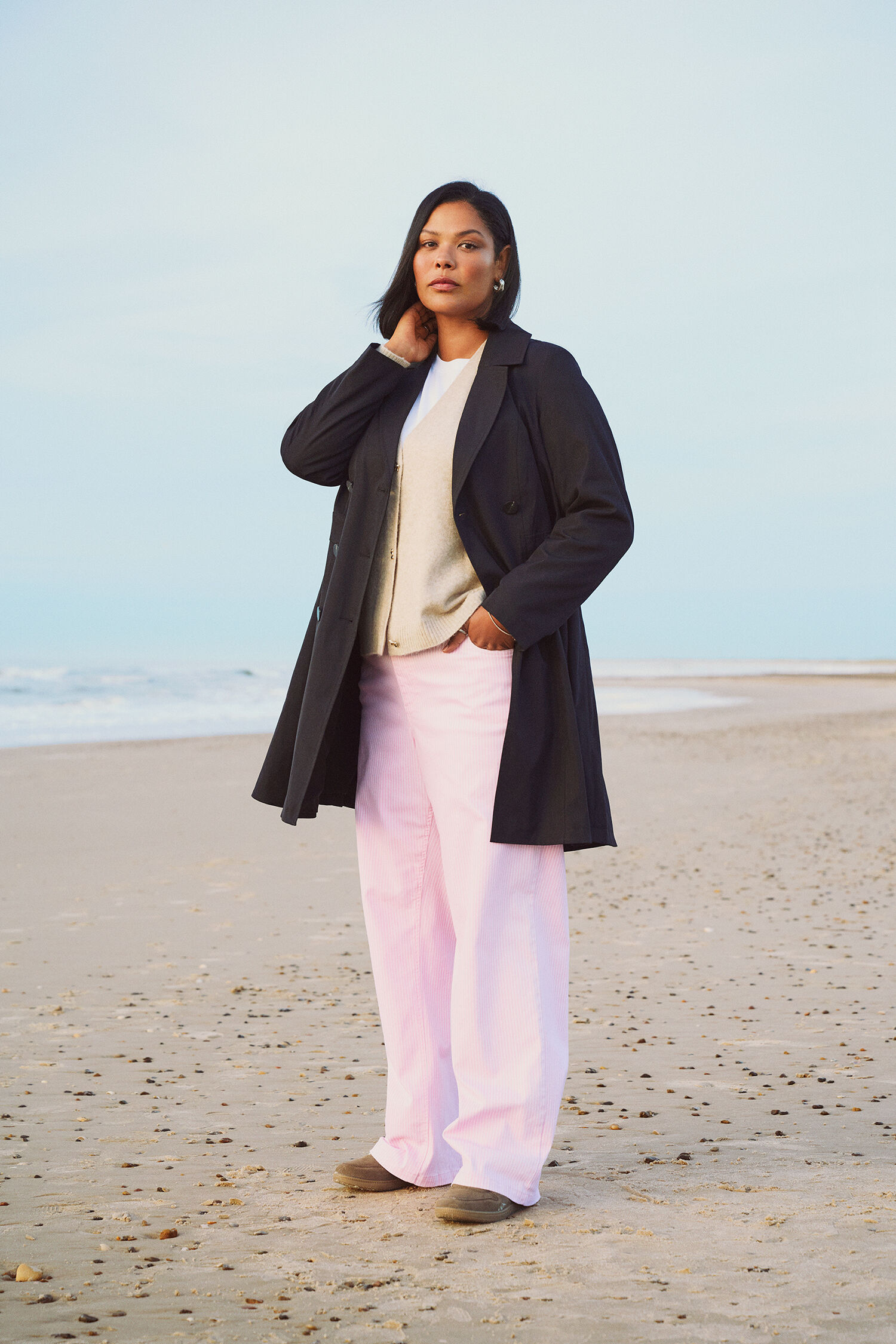 Zizzi Musta trenssitakki, , Model