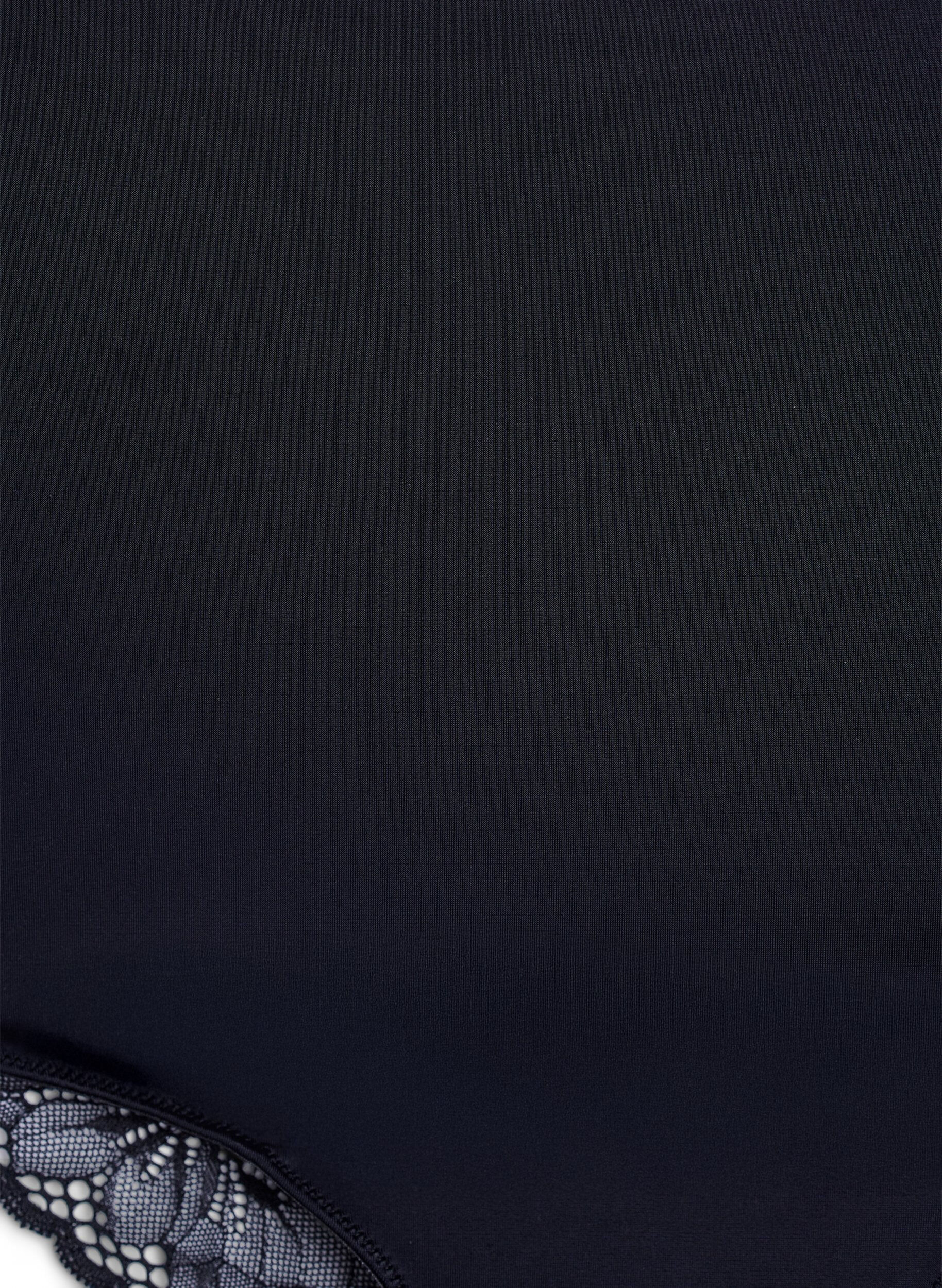 Zizzi Muotoilevat mikrokuitualushousut superkorkealla vy&ouml;t&auml;r&ouml;ll&auml;, Musta, Packshot image number 2