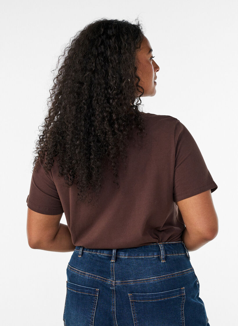 Yksiv&auml;rinen perus t-paita puuvillasta, Ruskea, Model image number 2