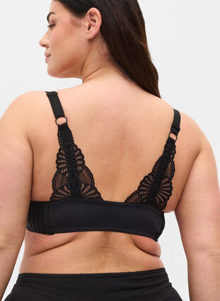 Pitsinen selkäosa rintaliiveihin, Black Lace 2, Model image number 0