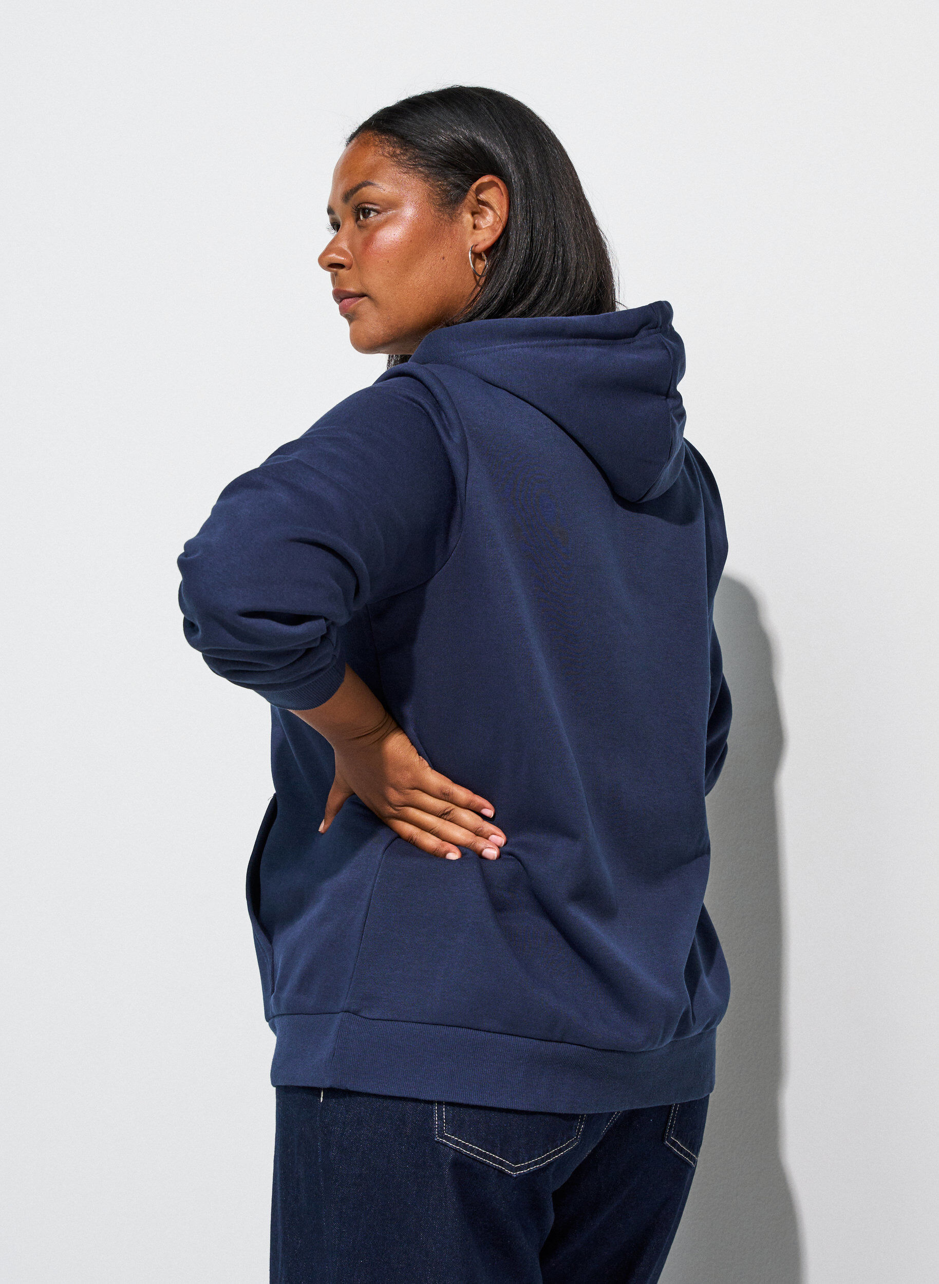 ZizziHupullinen collegepaita vetoketjulla ja taskuilla, Sininen, Model image number 2