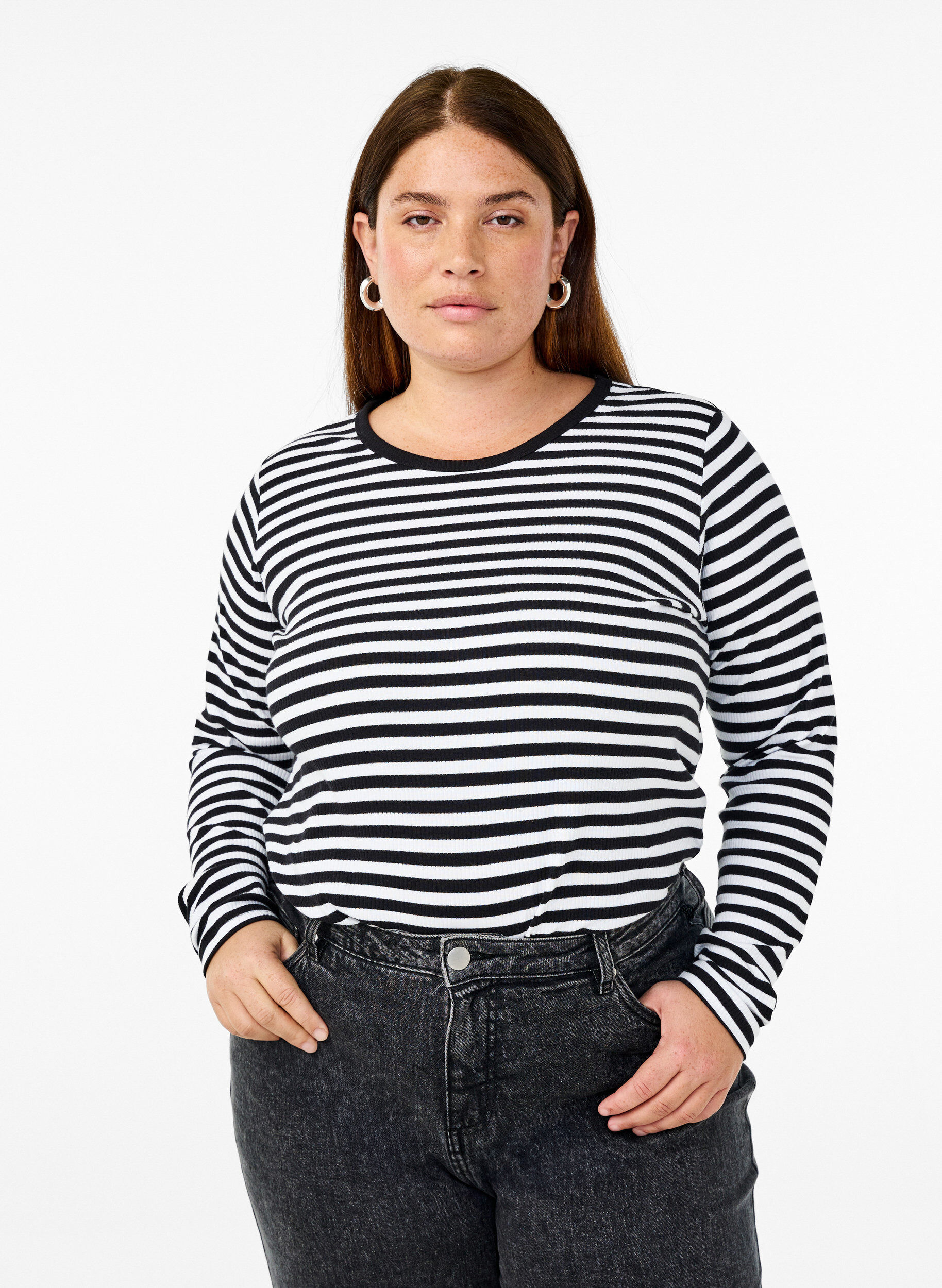 ZizziRaidallinen pusero pitkill&auml; hihoilla, Musta, Model image number 0