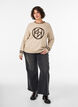 Neulepusero logolla ja kontrastiraidoilla, Beige, Model image number 1