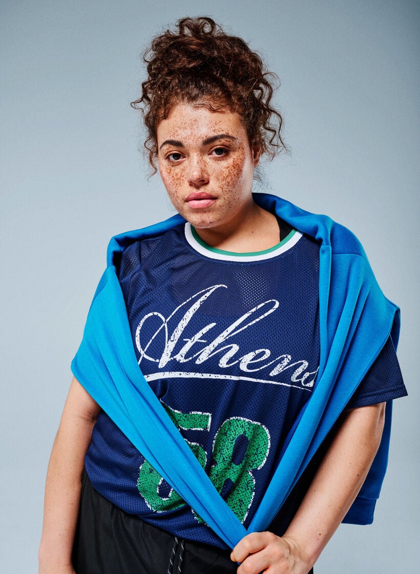 Urheilullinen T-paita verkkokankaasta etupainatuksella, Sininen, Image image number 0