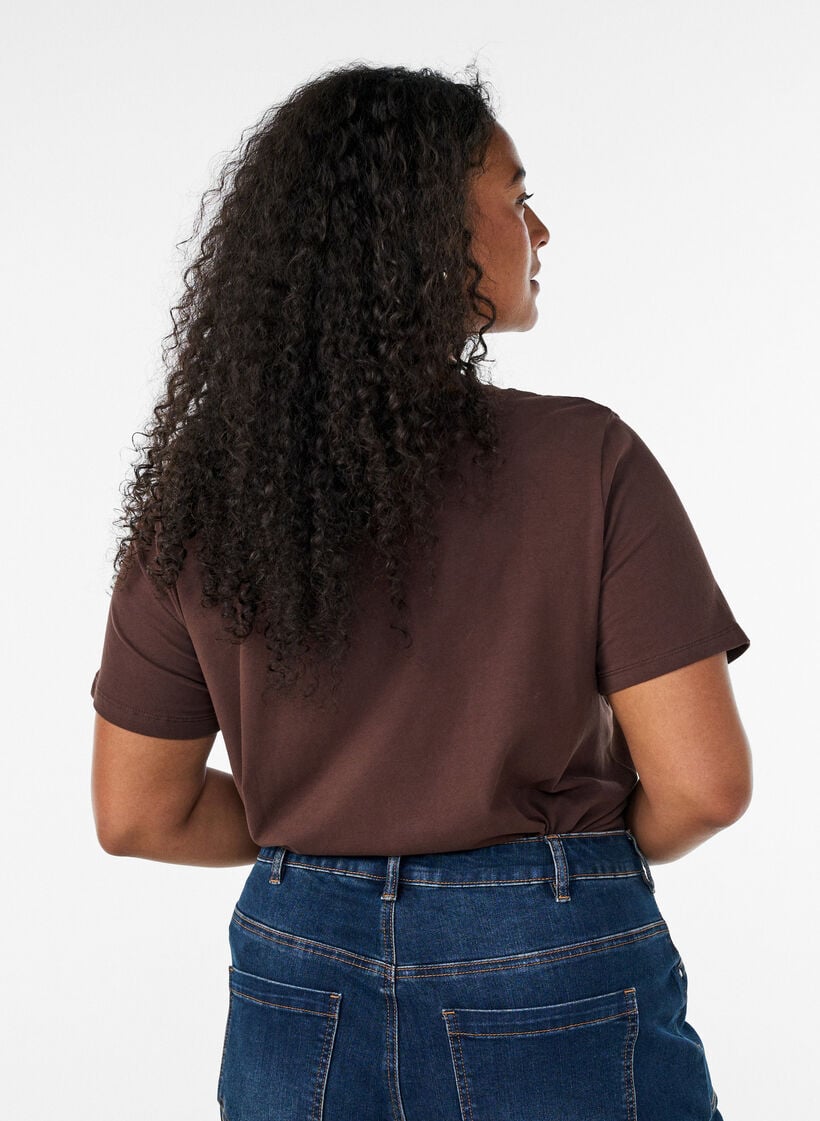 Yksiv&auml;rinen perus t-paita puuvillasta, Ruskea, Model image number 2