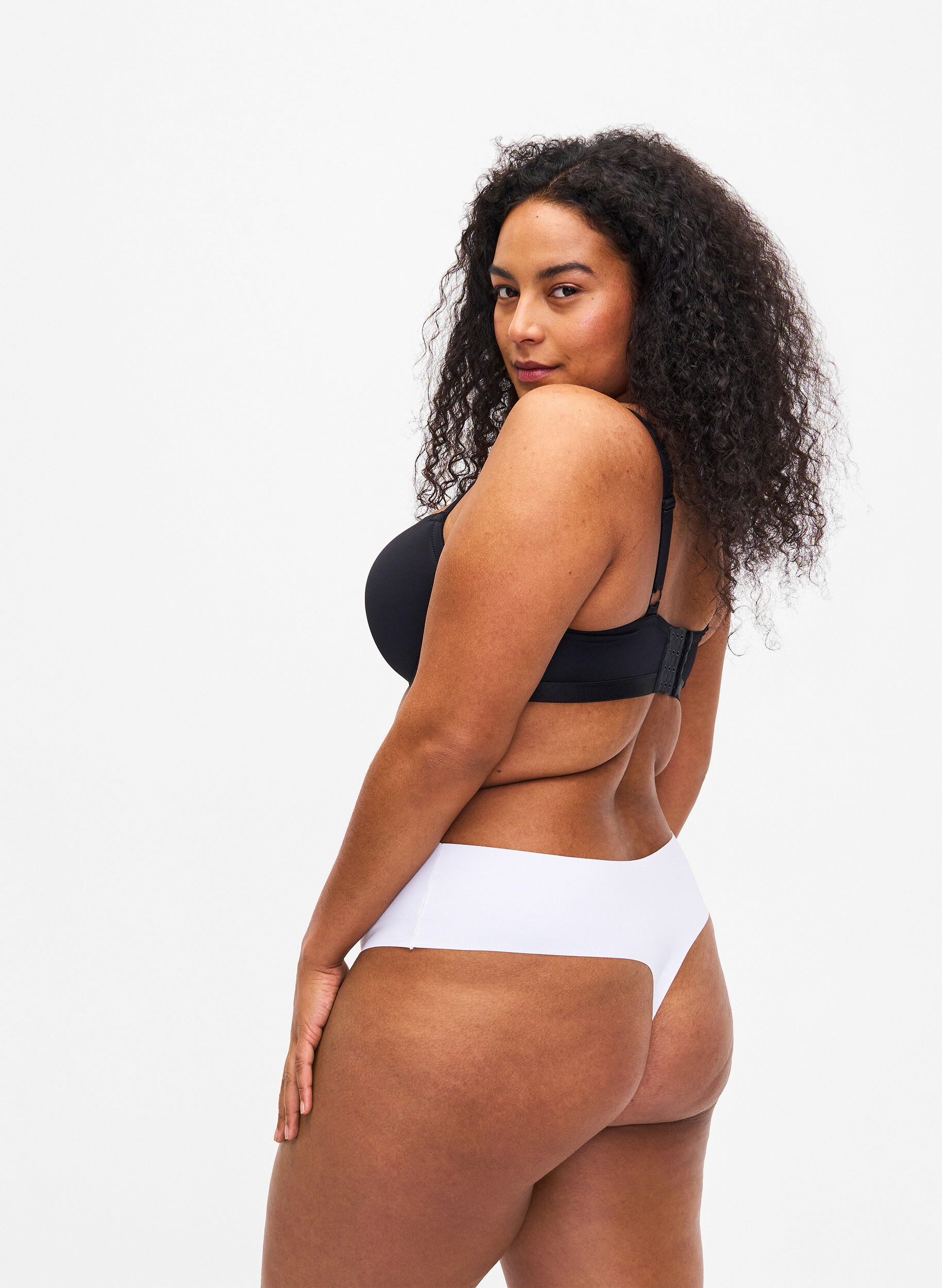 Zizzi 2-pack saumattomia stringej&auml;, Valkoinen, Model image number 1