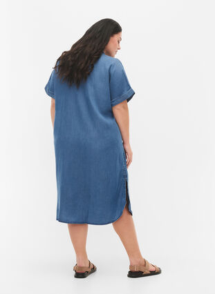 Lyocell-kuidusta (TENCEL™) valmistettu paitamekko lyhyillä hihoilla, Medium Blue Denim, Model image number 1