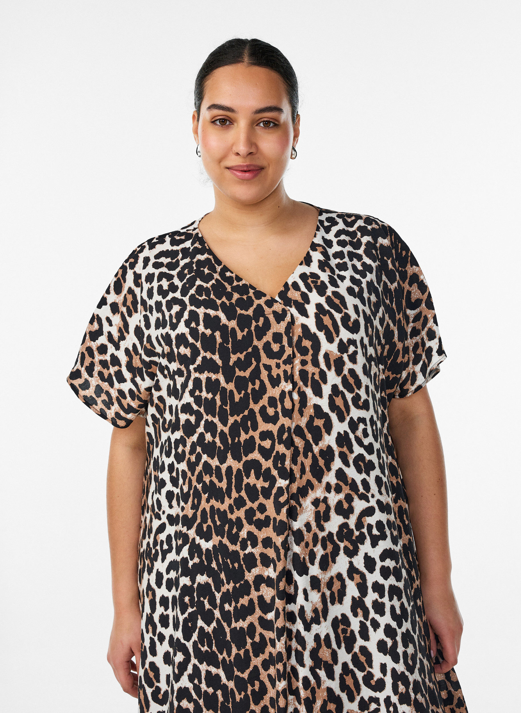 ZizziViskoosimekko, jossa on V-p&auml;&auml;ntie, Ruskea, Model image number 2