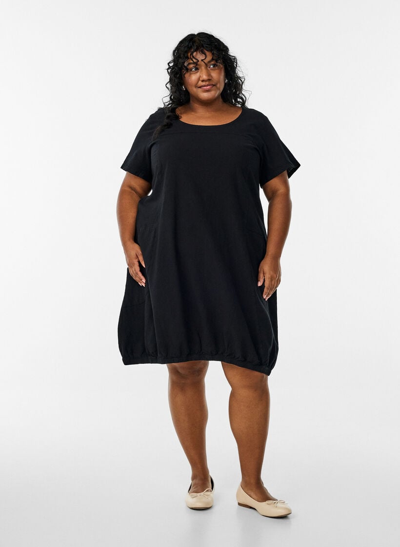 Lyhythihainen puuvillamekko, Musta, Model image number 1