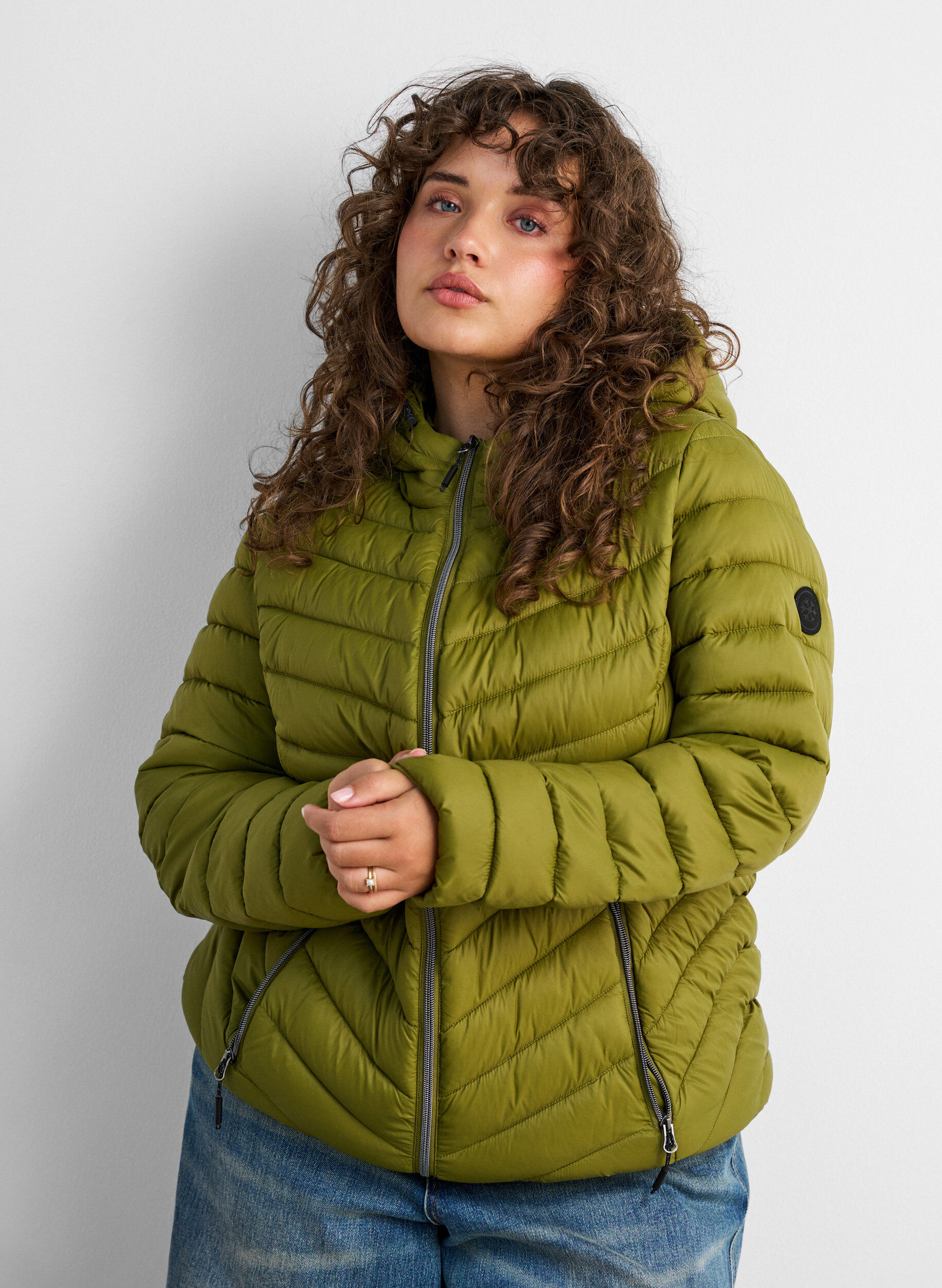 Kevyt takki hupulla, Vihre&auml;, Model