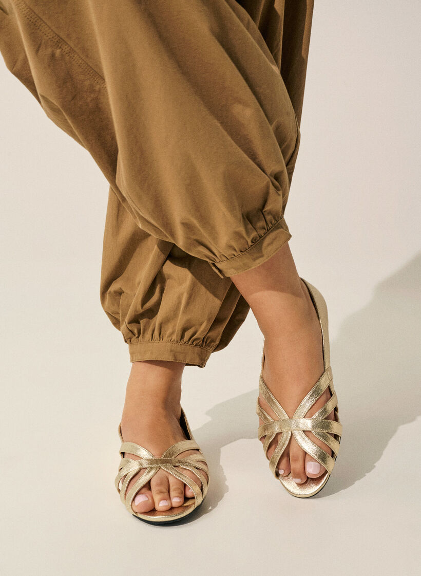 Kullanv&auml;riset ballerinakeng&auml;t ristikk&auml;isill&auml; hihnoilla, Kulta, Image image number 0