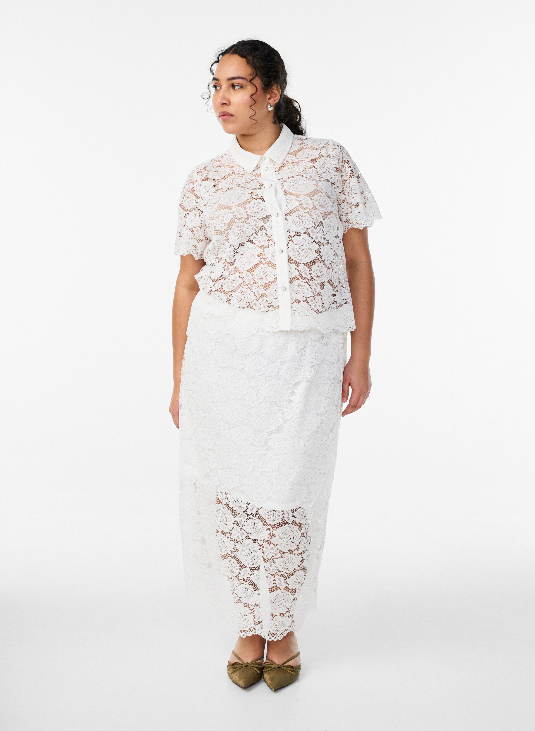 Zizzi Pitsinen midihame joustavalla vy&ouml;t&auml;r&ouml;ll&auml;, Valkoinen, Model image number 1