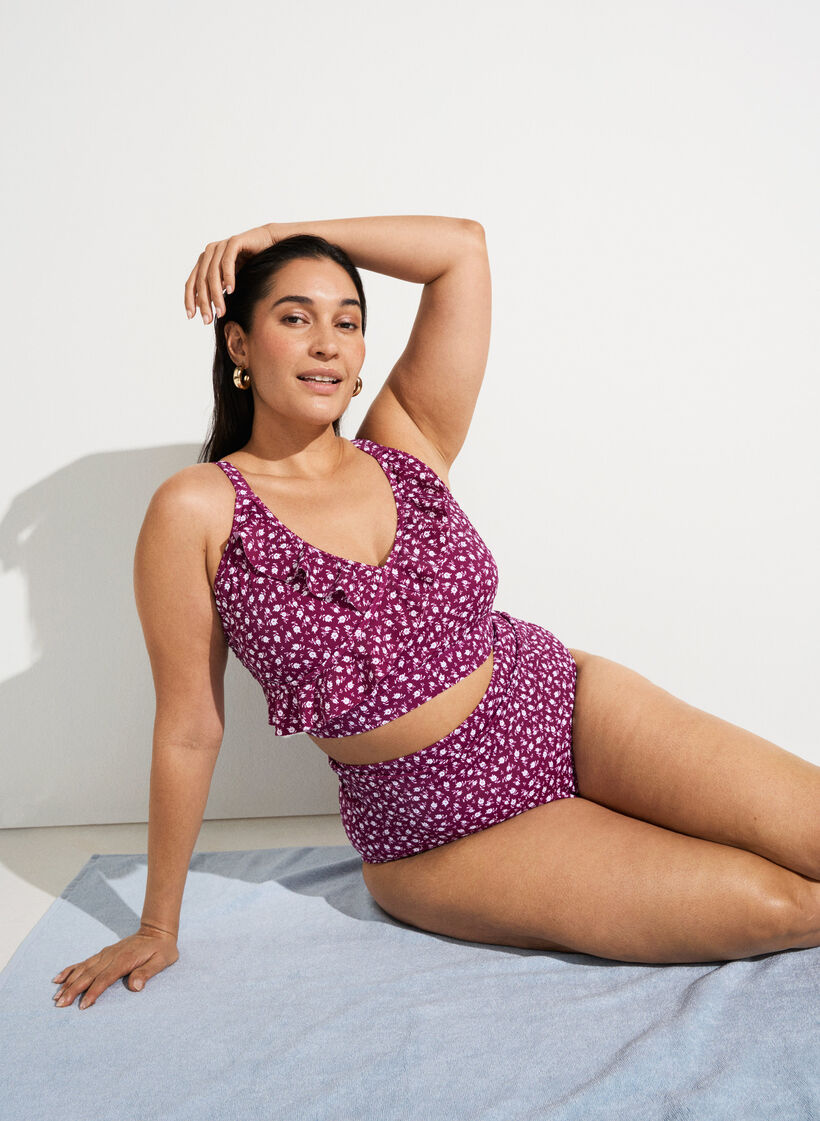 Bikiniyl&auml;osa printill&auml; ja r&ouml;yhel&ouml;yksityiskohdilla, Punainen, Image image number 0