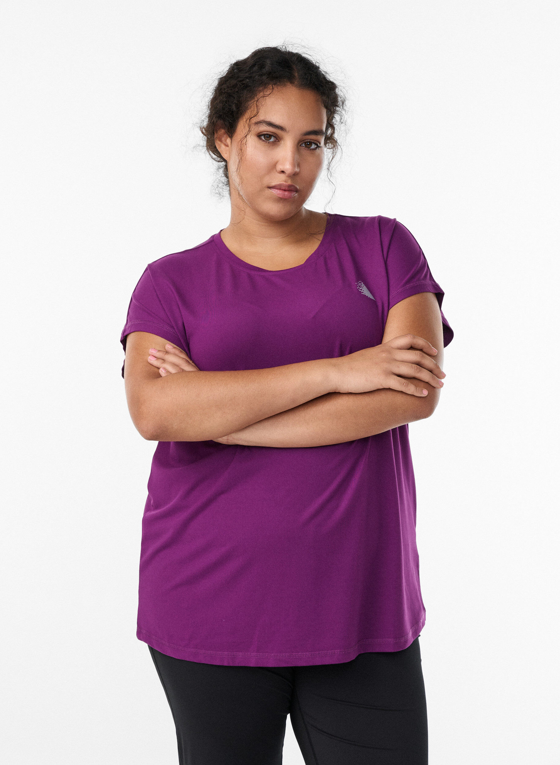 Yksiv&auml;rinen treeni-T-paita, Violetti, Model