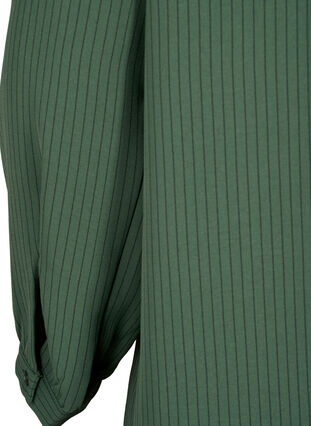 Raidallinen mekko, jossa on röyhelöyksityiskohtia, Cilantro Stripe, Packshot image number 3