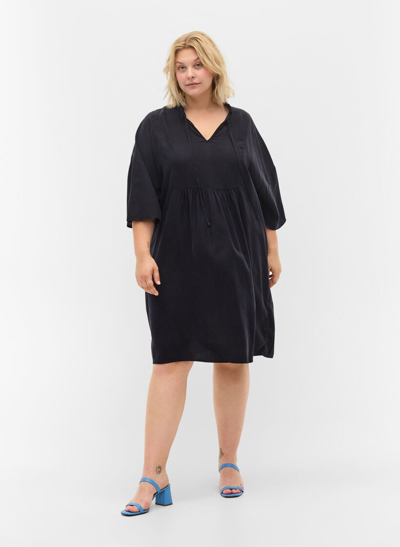 Mekko 3/4-hihoilla lyocellista (TENCEL™), Black, Model image number 2