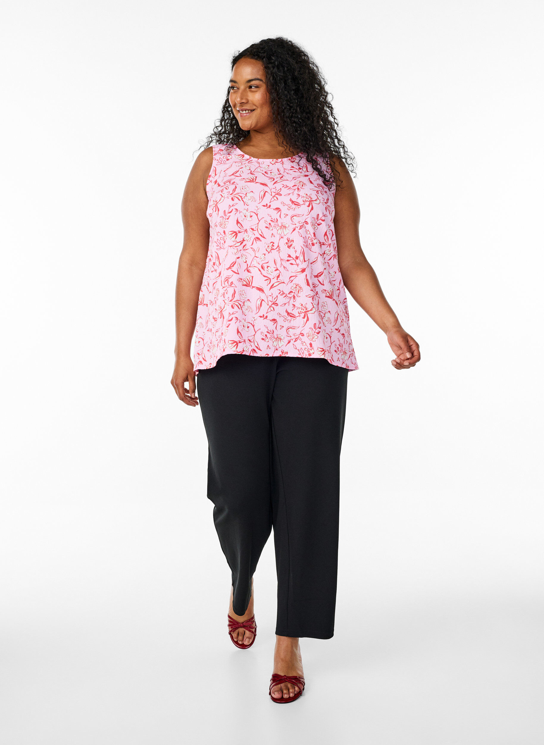 Zizzi FLASH &ndash; Hihaton toppi pintakuvioidusta materiaalista, Punainen, Model image number 1