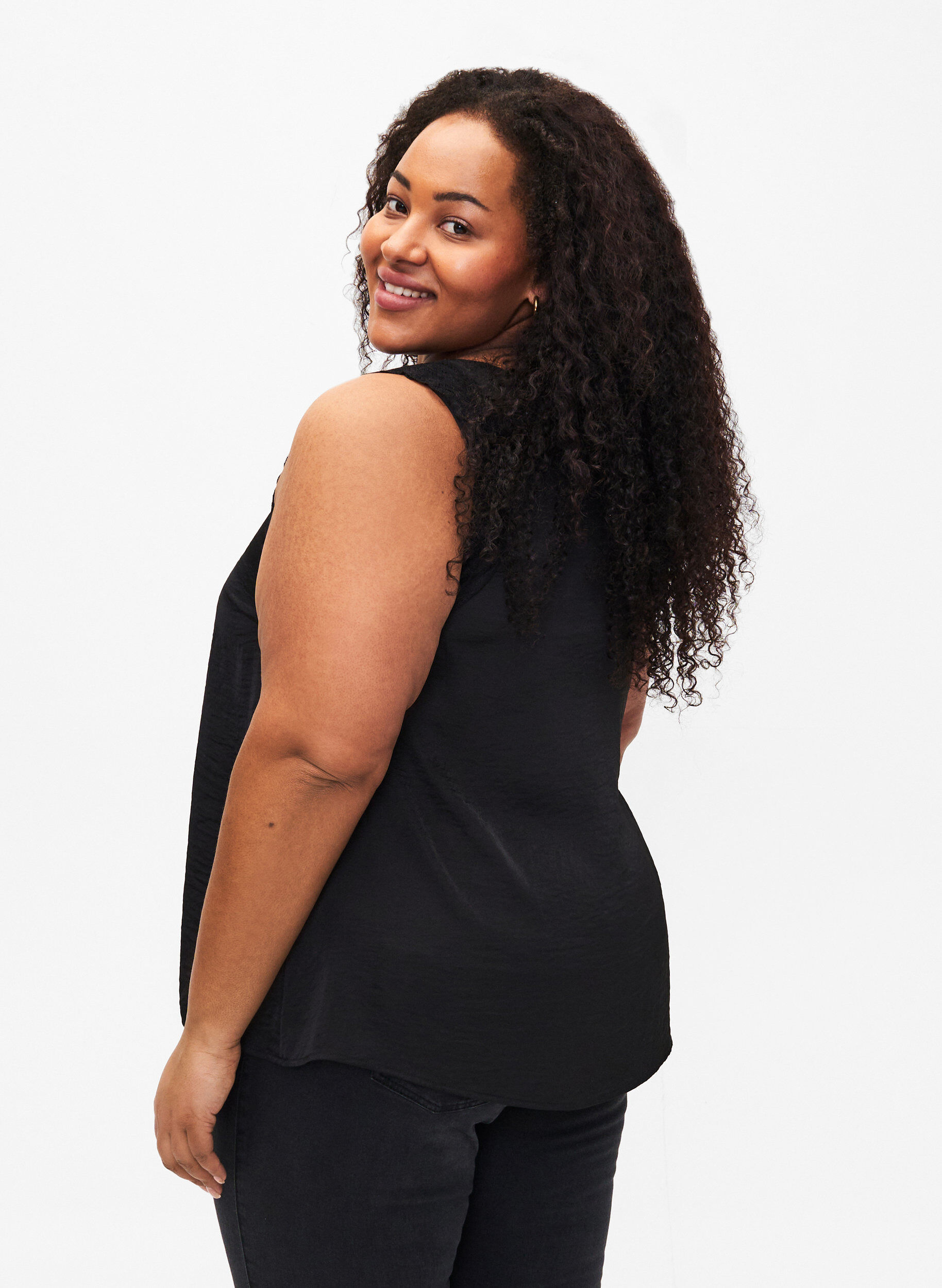 Zizzi Toppi, jossa on pitsi&auml; ja ristikoriste, Black, Model image number 1