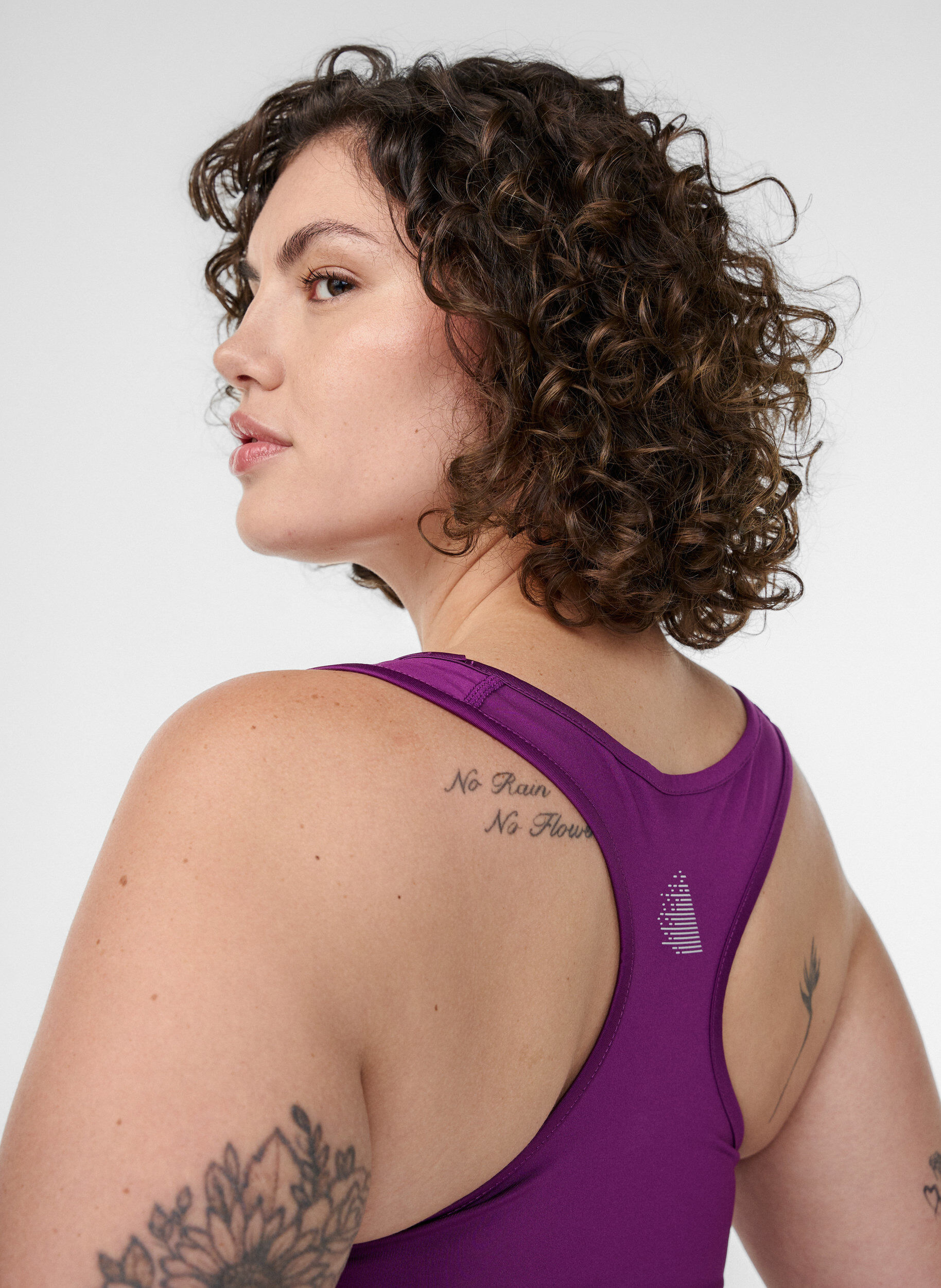 Zizzi Urheiluliivit racerback-selk&auml;osalla, Violetti, Model image number 3