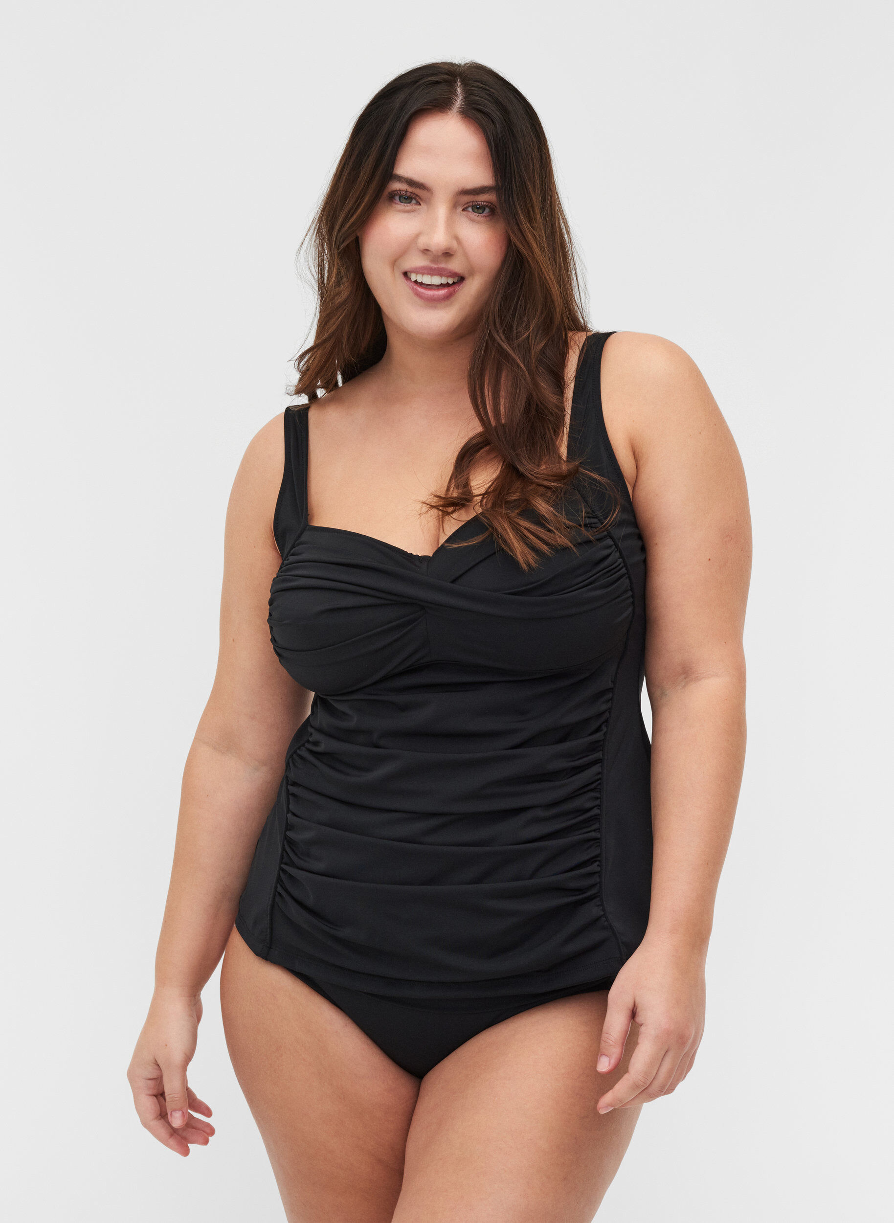 Laskostettu tankini, Musta, Model