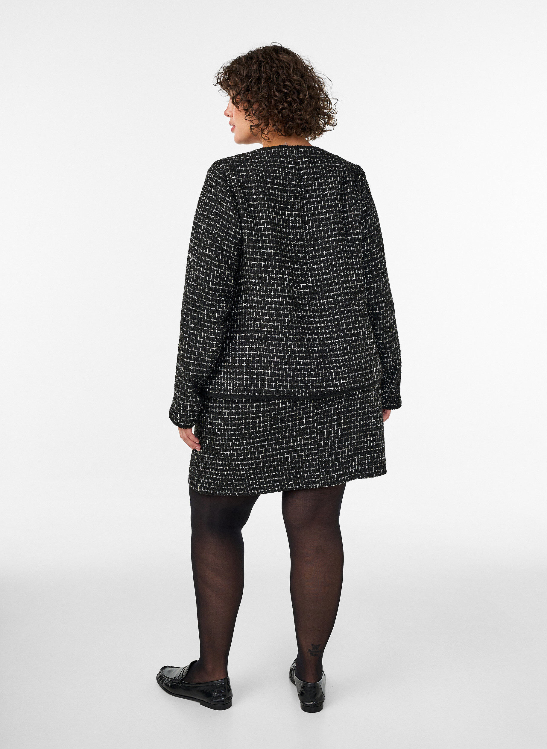 ZizziLyhyt boucl&eacute;-hame, Musta, Model image number 2
