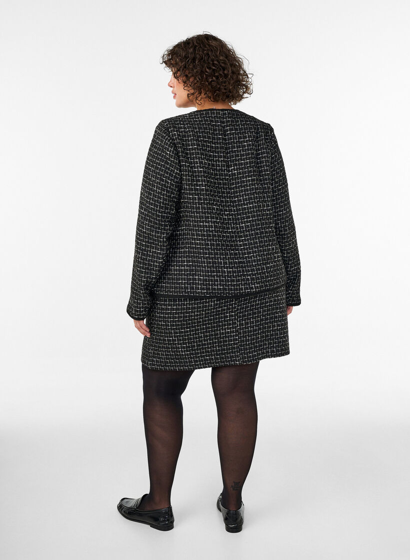 Lyhyt boucl&eacute;-hame, Musta, Model image number 2