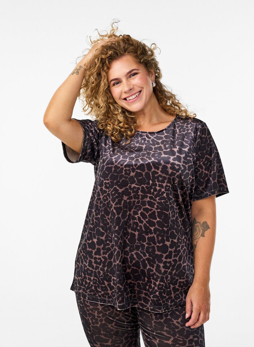 Lyhythihainen velourpaita, Ruskea, Model