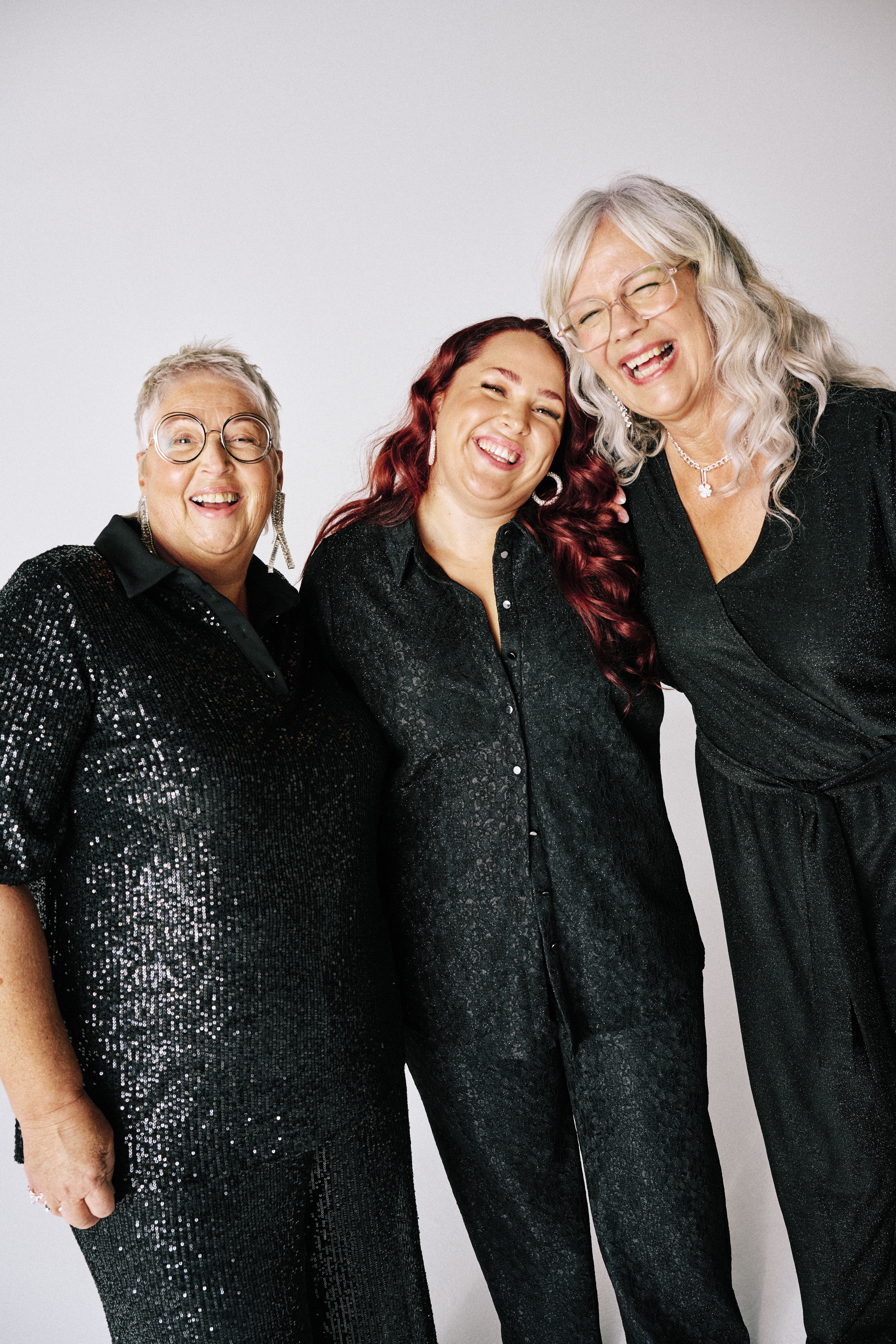 Zizzi Paljetteja, pitsi&auml; ja kimalletta, , Model