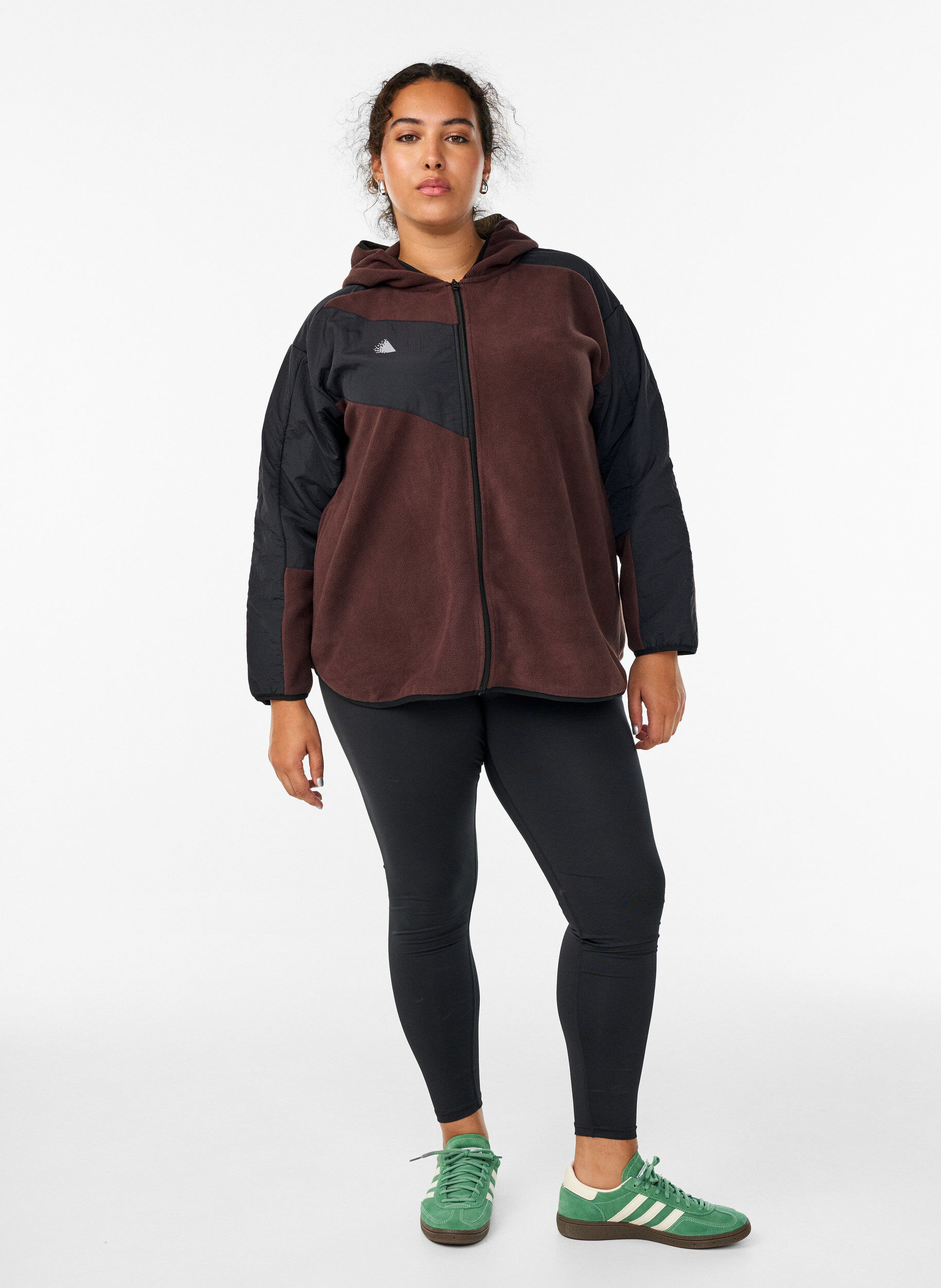 Zizzi Hupullinen fleece-takki taskuilla, Ruskea, Model image number 1