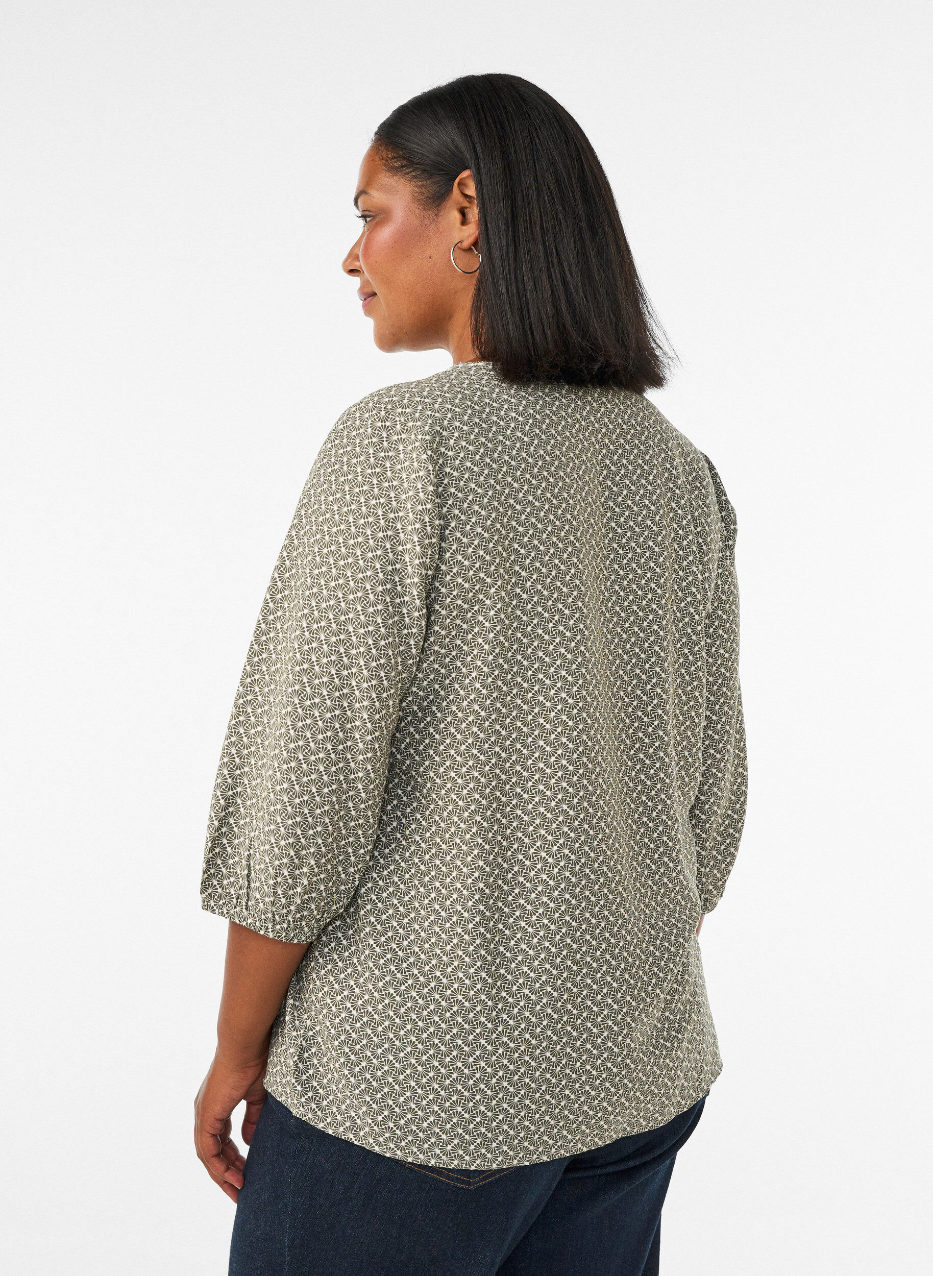 ZizziKuviollinen viskoosipusero 3/4-hihoilla, Vihre&auml;, Model image number 2