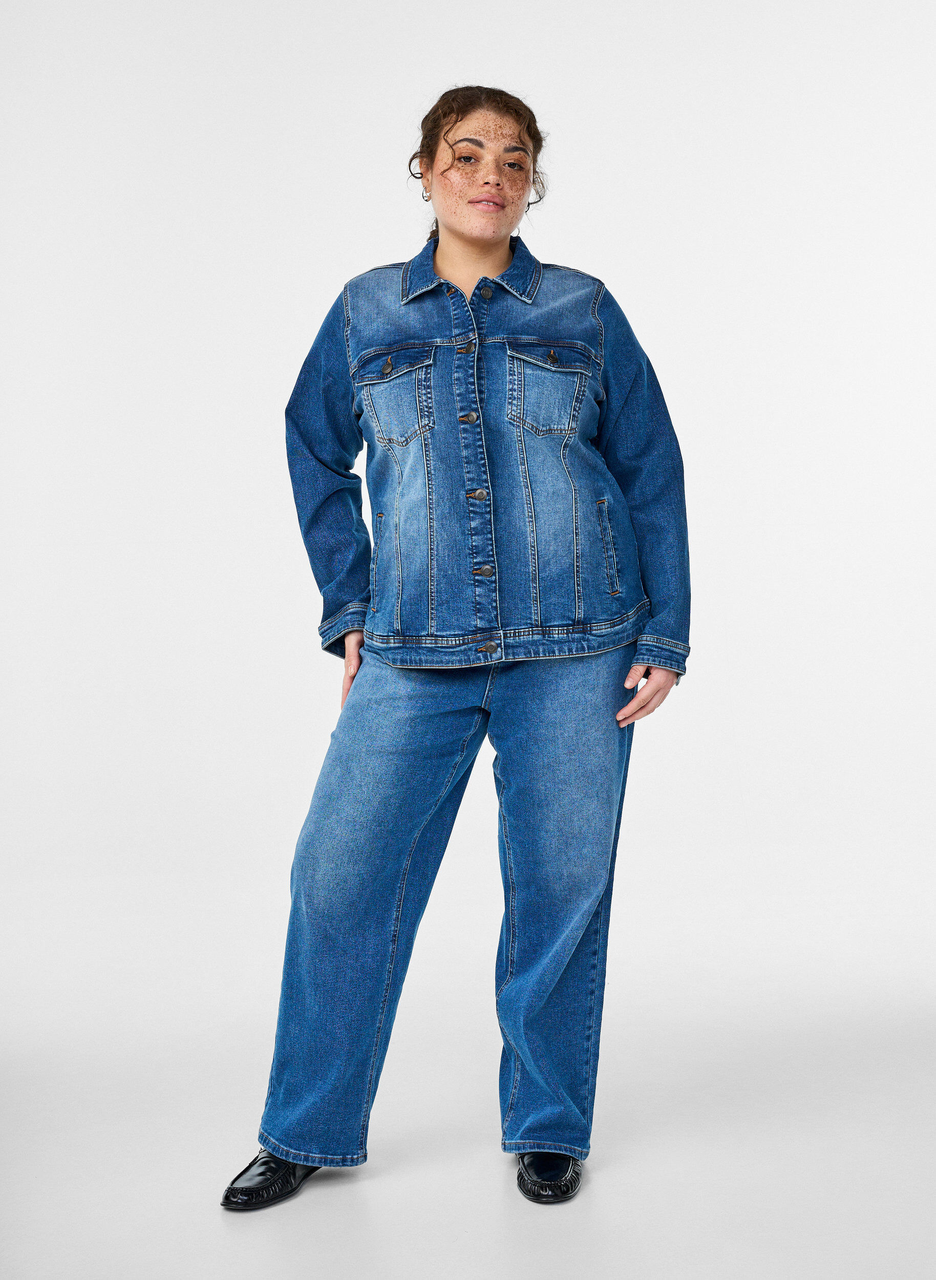 Zizzi Denimtakki klassisella leikkauksella, Sininen, Model image number 1