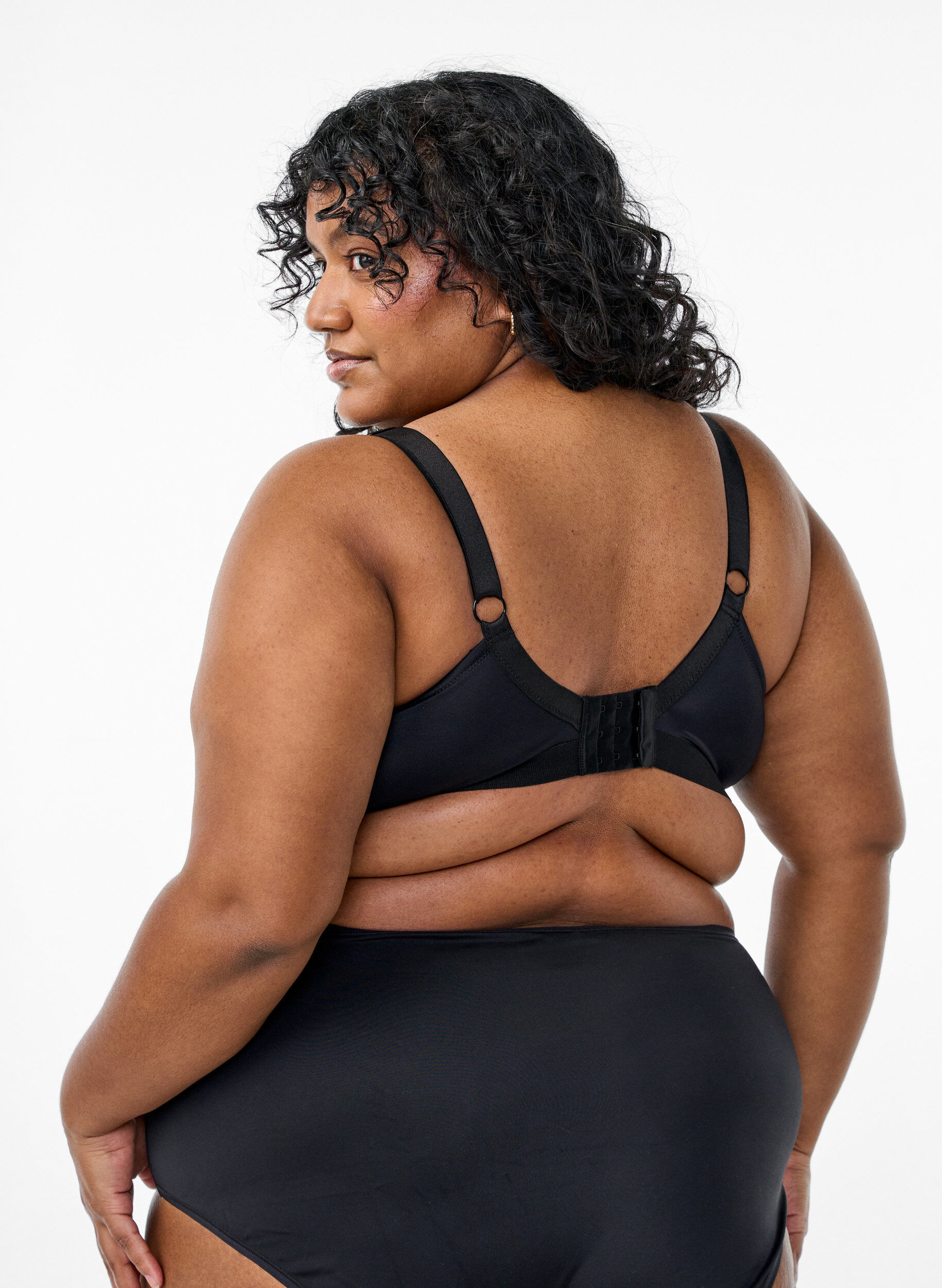 Zizzi Langattomat pitsirintaliivit, Musta, Model image number 2