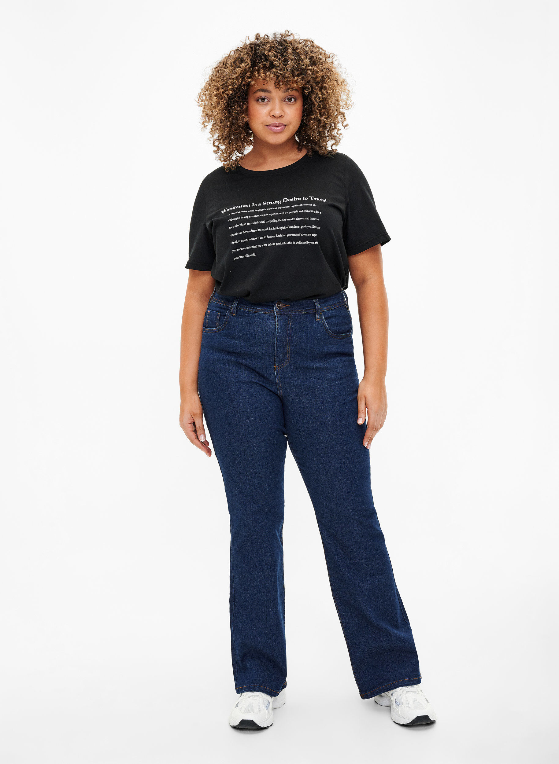 Zizzi FLASH &ndash; kuviollinen t-paita, Black Wanderlust, Model image number 2