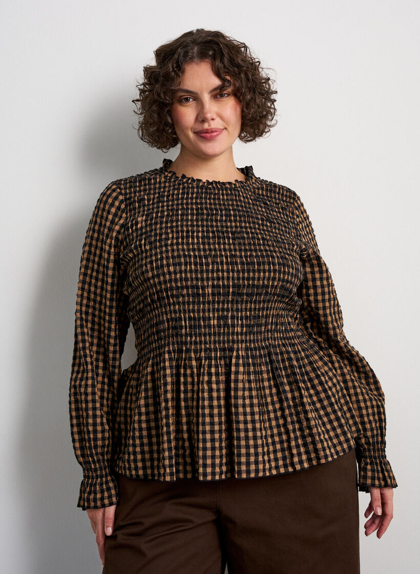 Ruudullinen pusero smokkauksella ja peplum-helmalla, Ruskea, Model image number 0