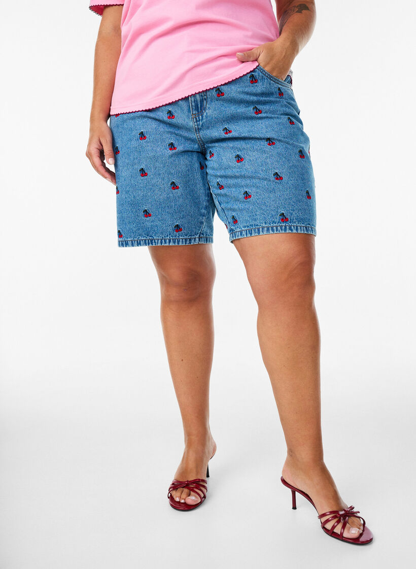 Kirjailut denimshortsit, Sininen, Model image number 3