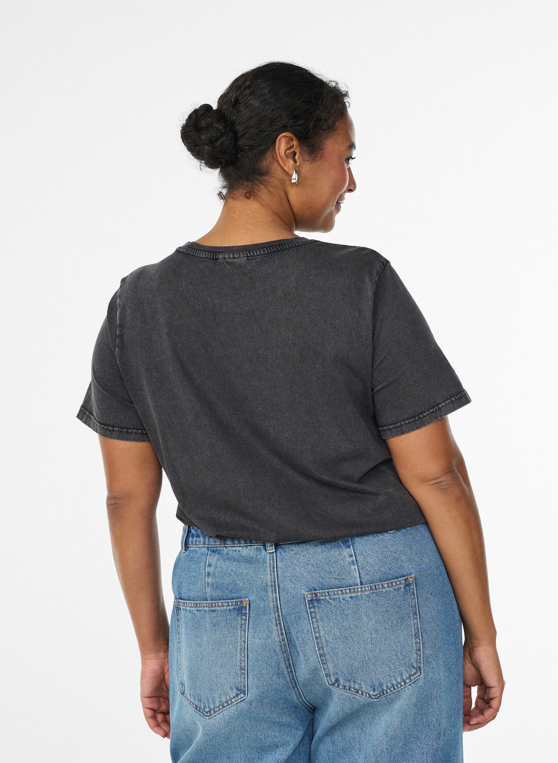 Zizzi Luomupuuvillainen T-paita printill&auml;, Harmaa, Model image number 2