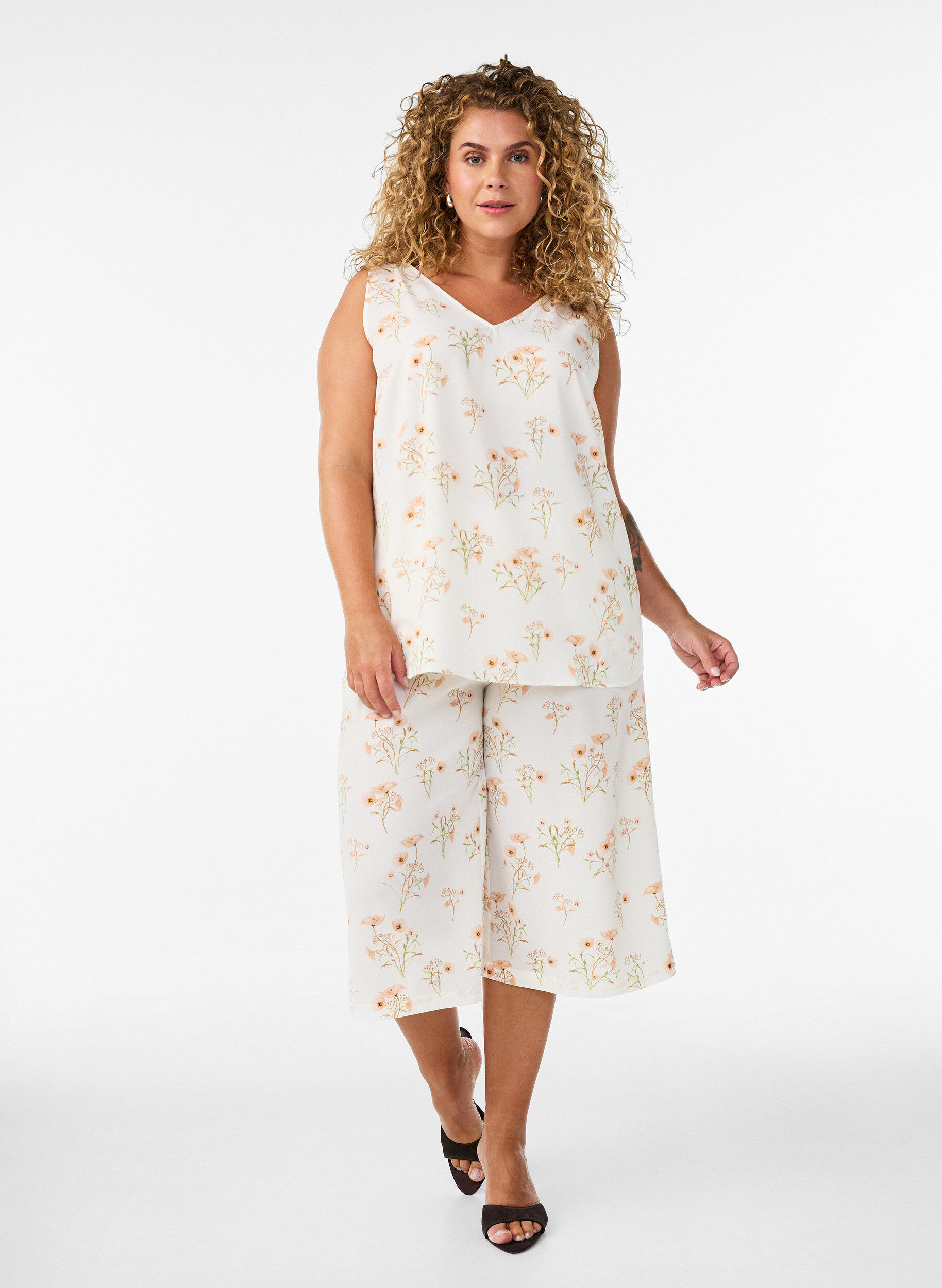ZizziCulottes-housut kuosilla, Vanilja, Model image number 0
