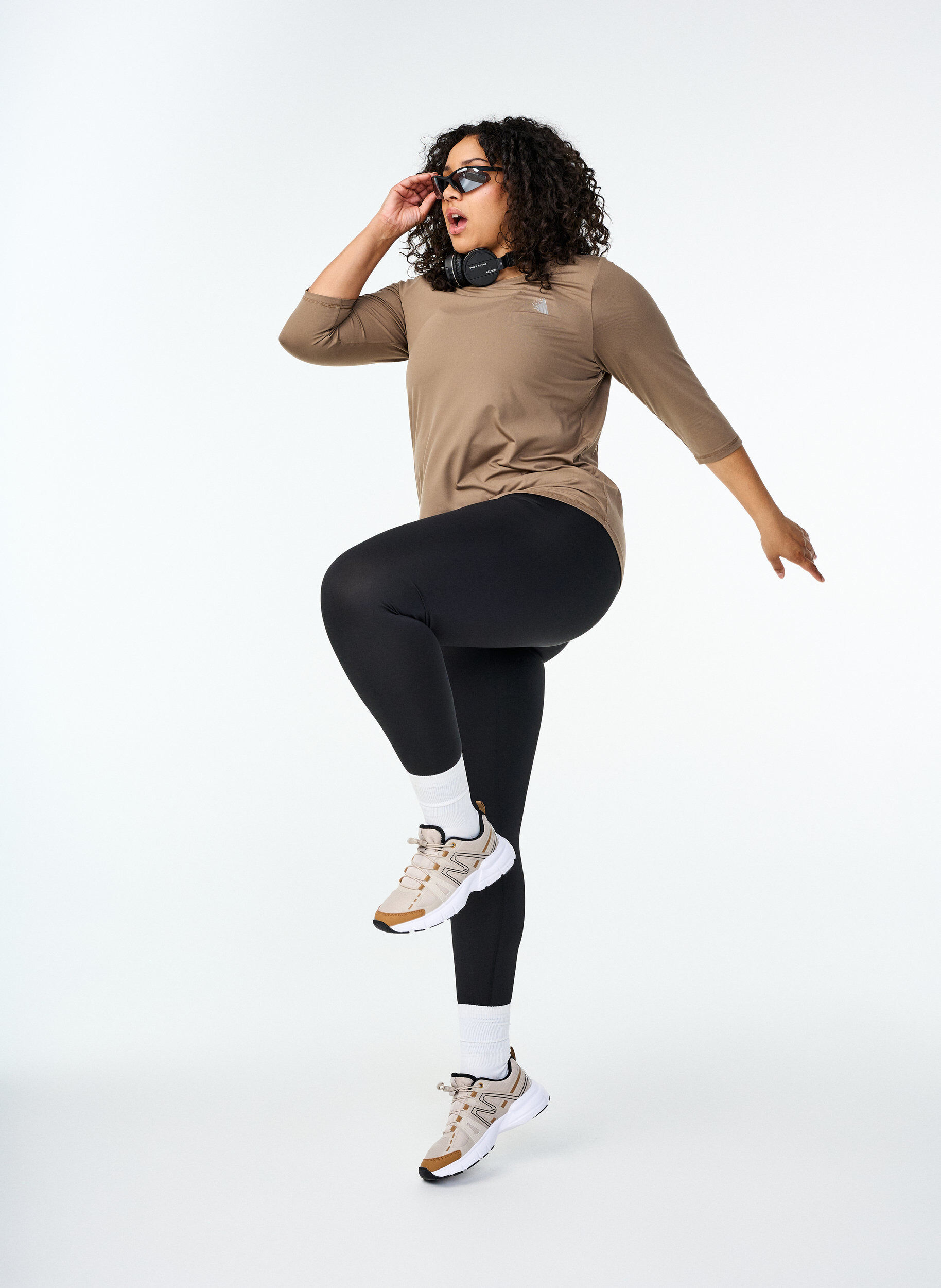 Zizzi Treenipusero 3/4-hihoilla, Beige, Image image number 1