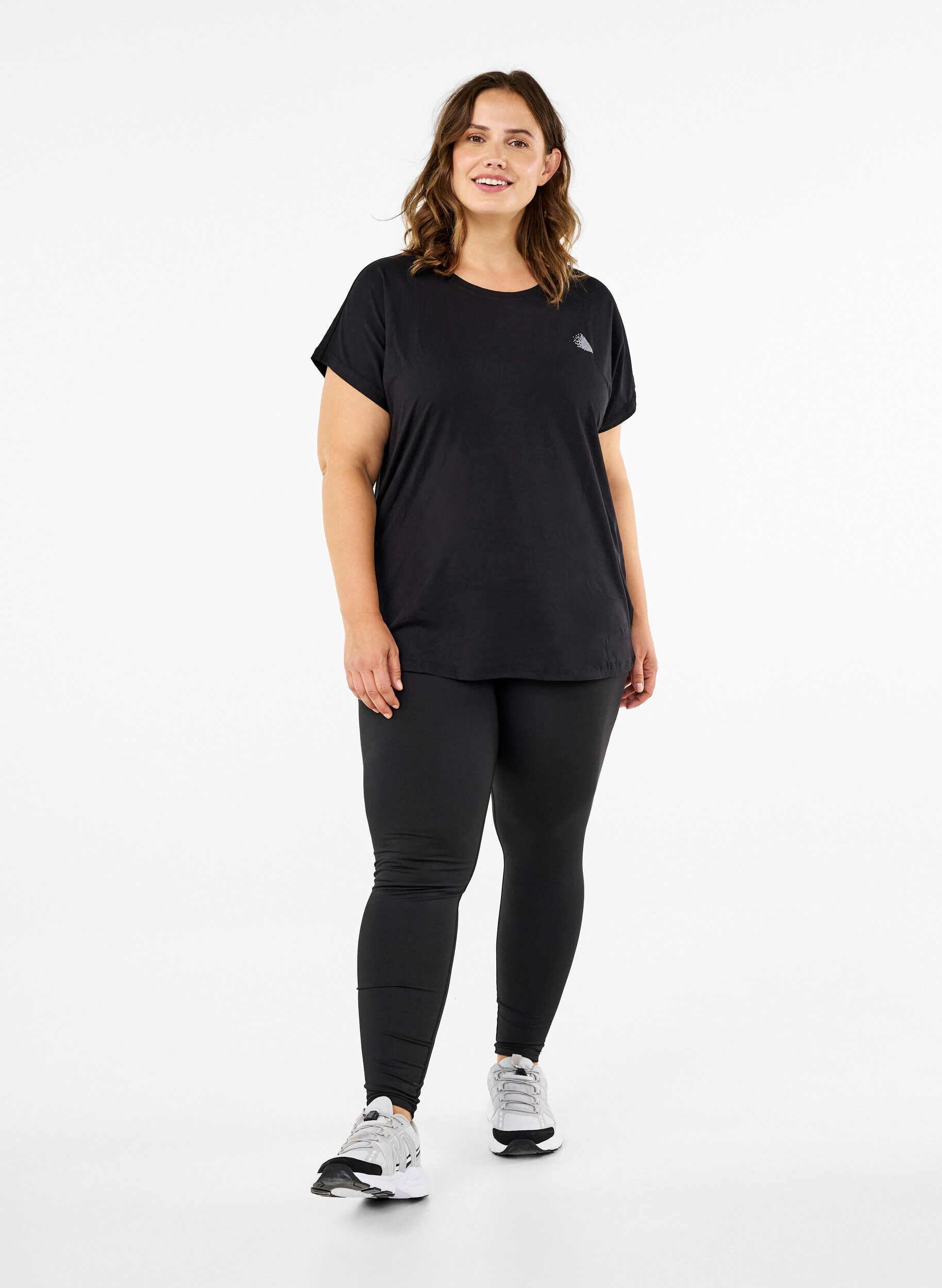 Zizzi Yksiv&auml;rinen treenipaita, Musta, Model image number 1