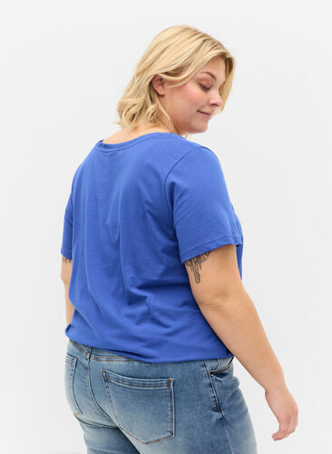 Lyhythihainen t-paita pyöreällä pääntiellä, Dazzling Blue MB, Model image number 1
