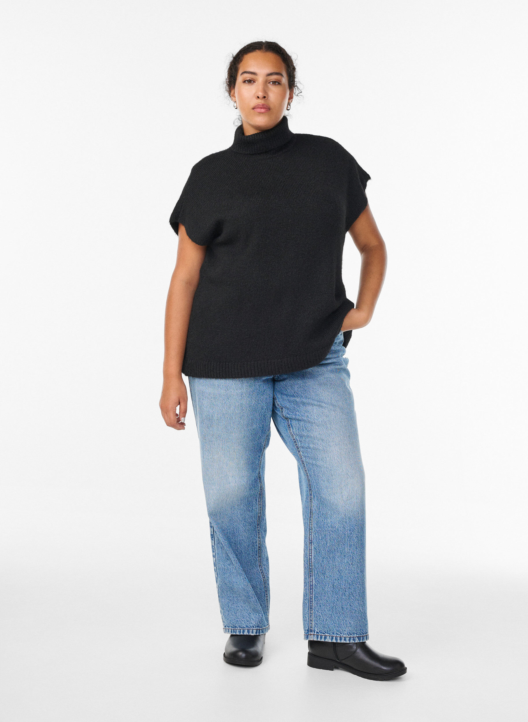 Zizzi Hihaton neuleliivi poolokauluksella, Musta, Model image number 1