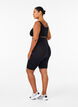 Saumattomat py&ouml;r&auml;ilyshortsit, Musta, Model image number 2