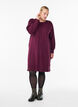 Lyhyt neulemekko raglanhihoilla ja keskisaumalla, Punainen, Model image number 1