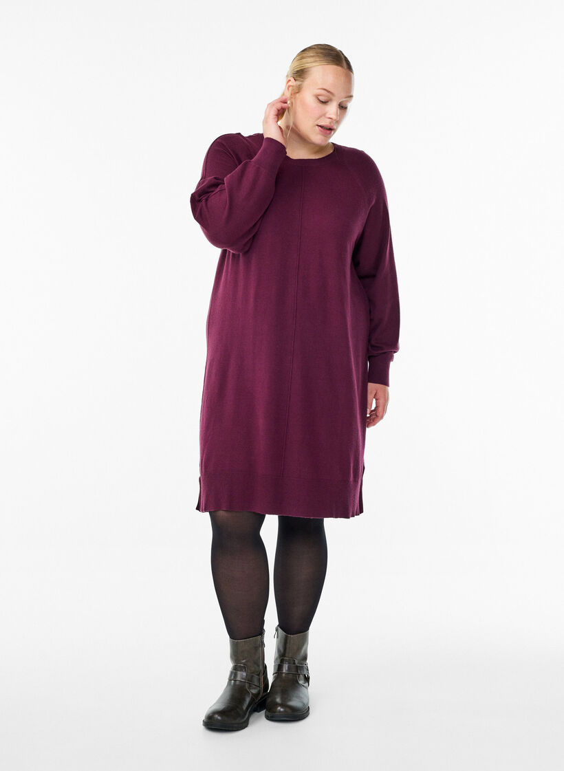 Lyhyt neulemekko raglanhihoilla ja keskisaumalla, Punainen, Model image number 1