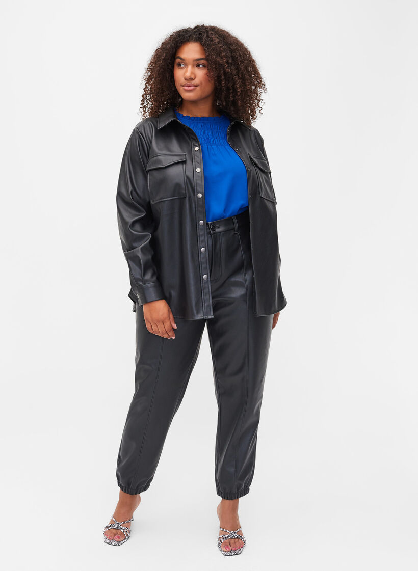 Tekonahkahousut, Black, Model image number 0