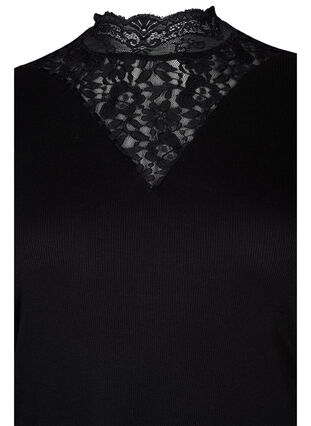 Korkeakauluksinen pusero pitsillä, Black, Packshot image number 2