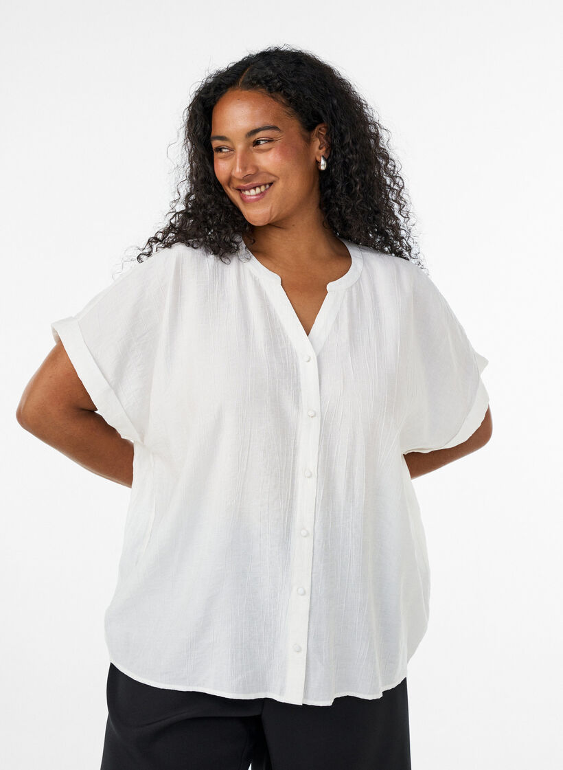 Viskoosipusero napeilla ja tekstuurilla, Vanilja, Model image number 0